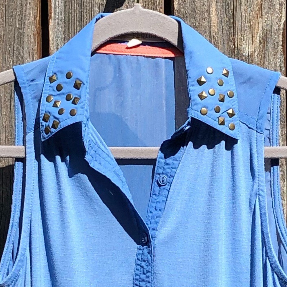 Rewind sleeveless button up blue top size small - Picture 11 of 15